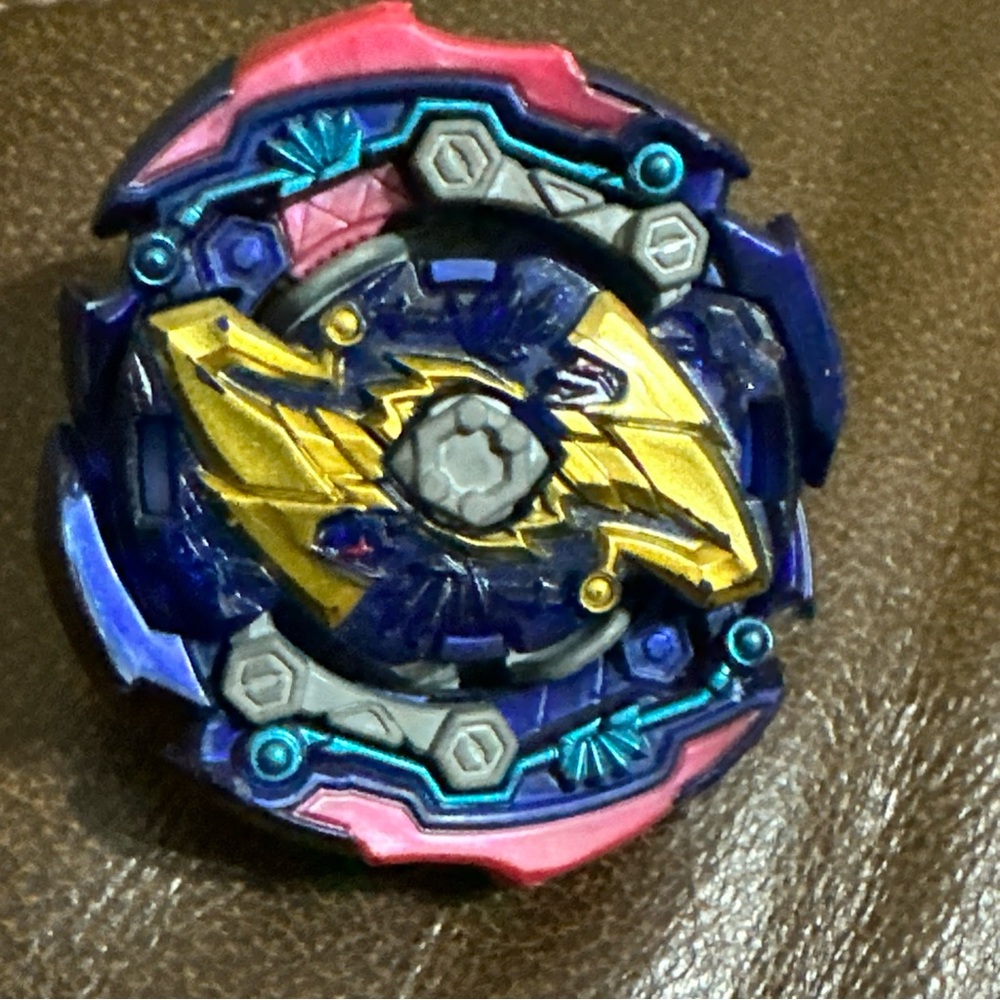 Judgement Joker 00 Turn‎ Trick Zan B-142 Beyblade Burst GT Takara Tomy